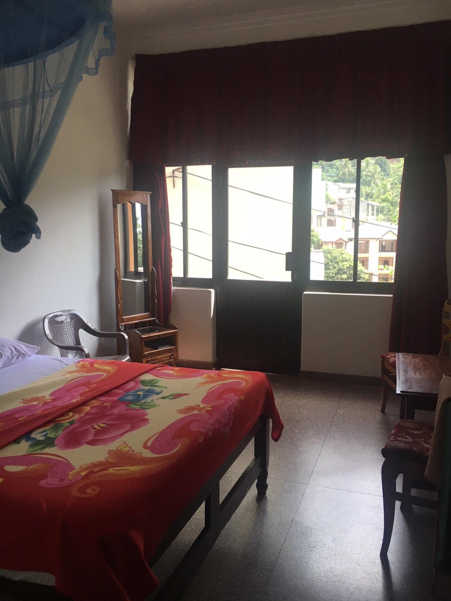 קנדי Majestic Tourist Hotel מראה חיצוני תמונה